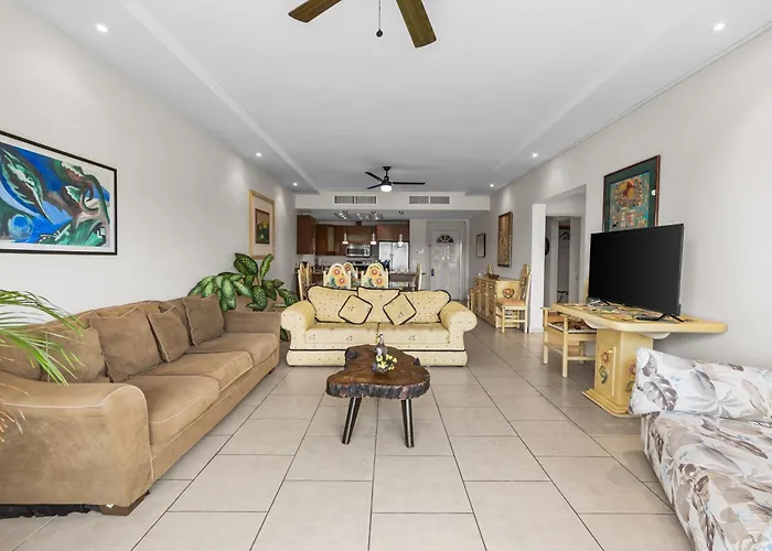 Marina Banderas Suites Hotel Boutique
